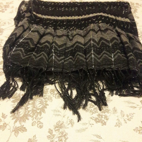 Scarf - Picture 2 of 2